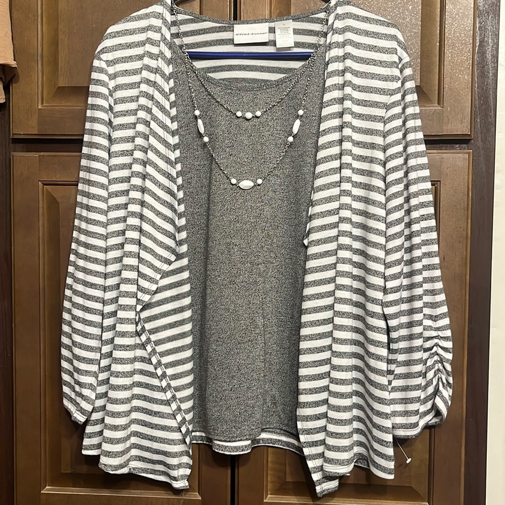 ALFRED DUNNER LONG SLEEVE BLOUSE